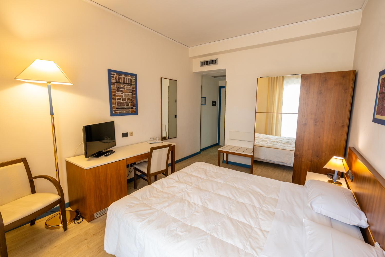 Europa Palace Hotel Месина Екстериор снимка