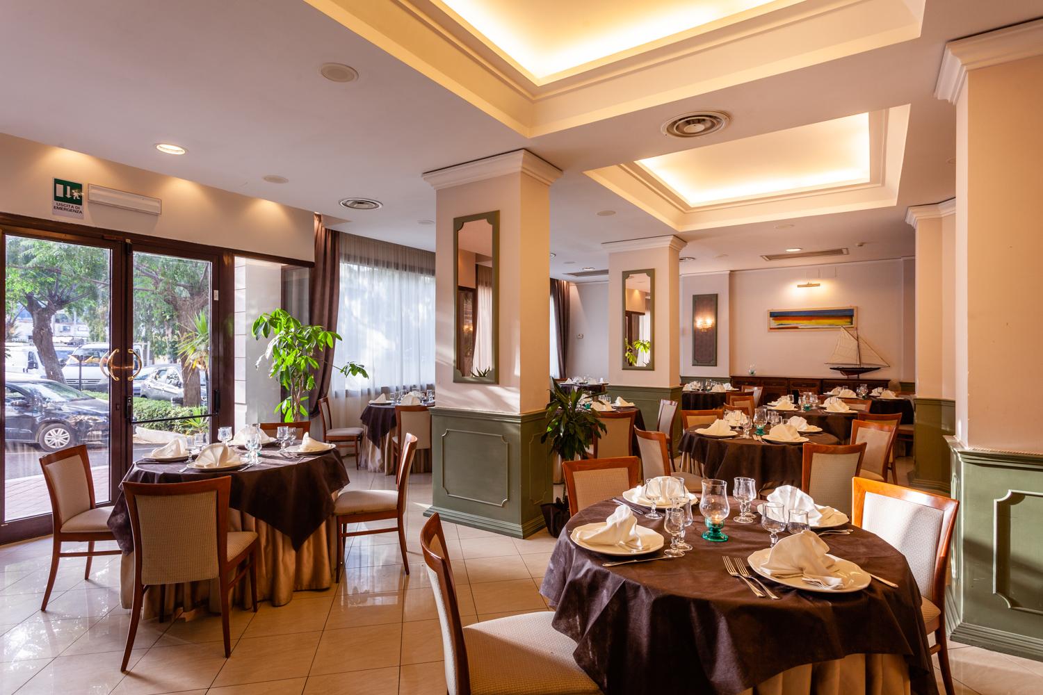 Europa Palace Hotel Месина Екстериор снимка