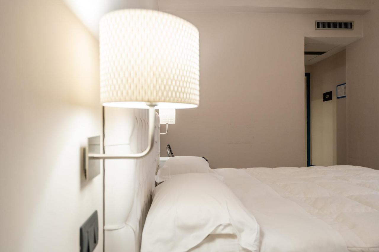 Europa Palace Hotel Месина Екстериор снимка