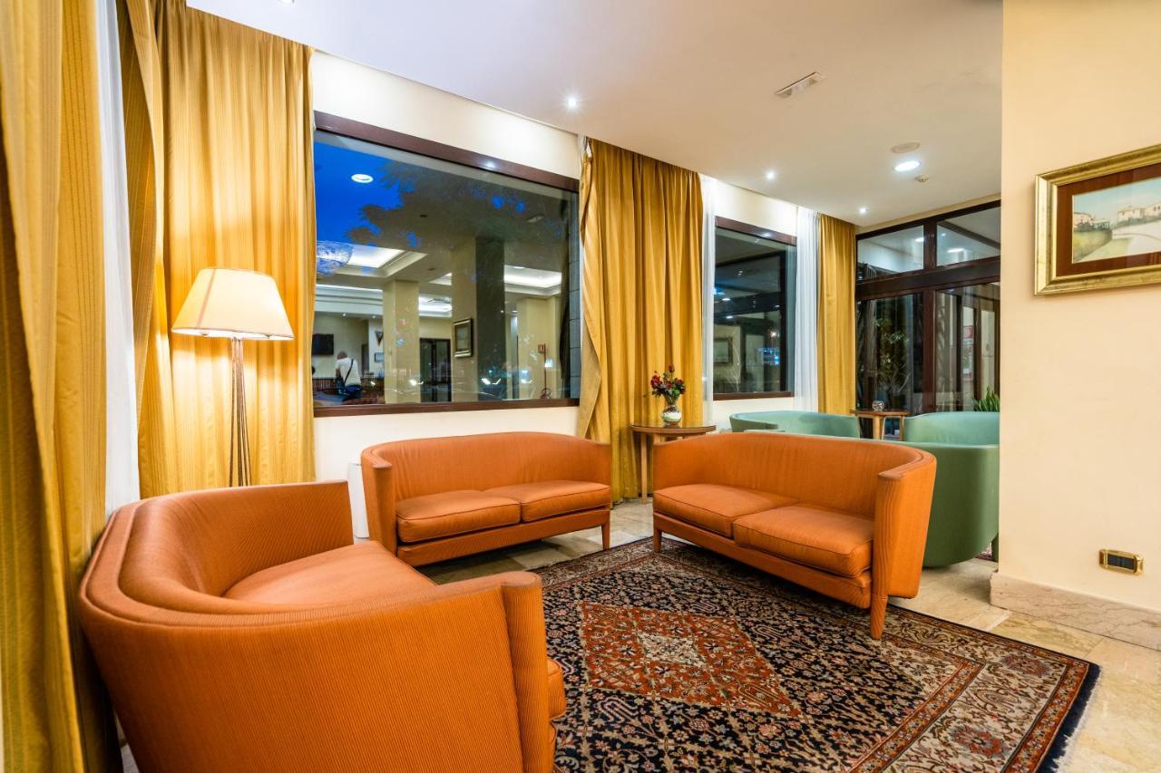 Europa Palace Hotel Месина Екстериор снимка